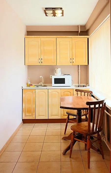 Hotel Status Apartments Kijów
